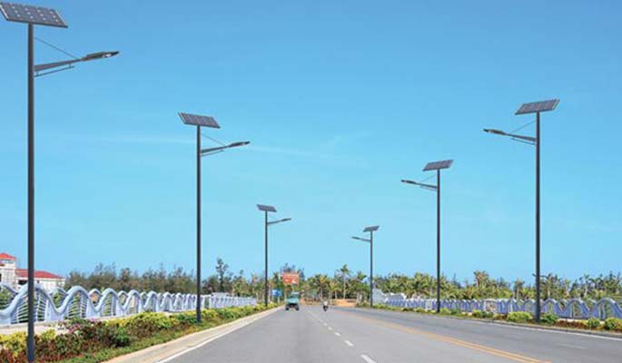 solar street lights on urban road