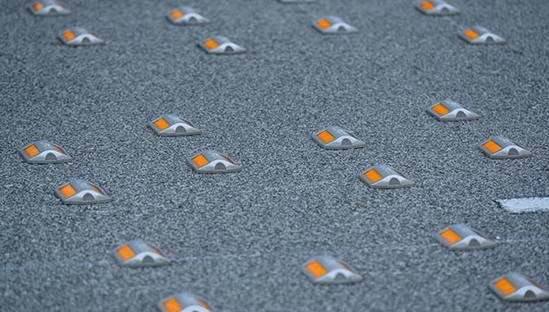 aluminum-road-stud